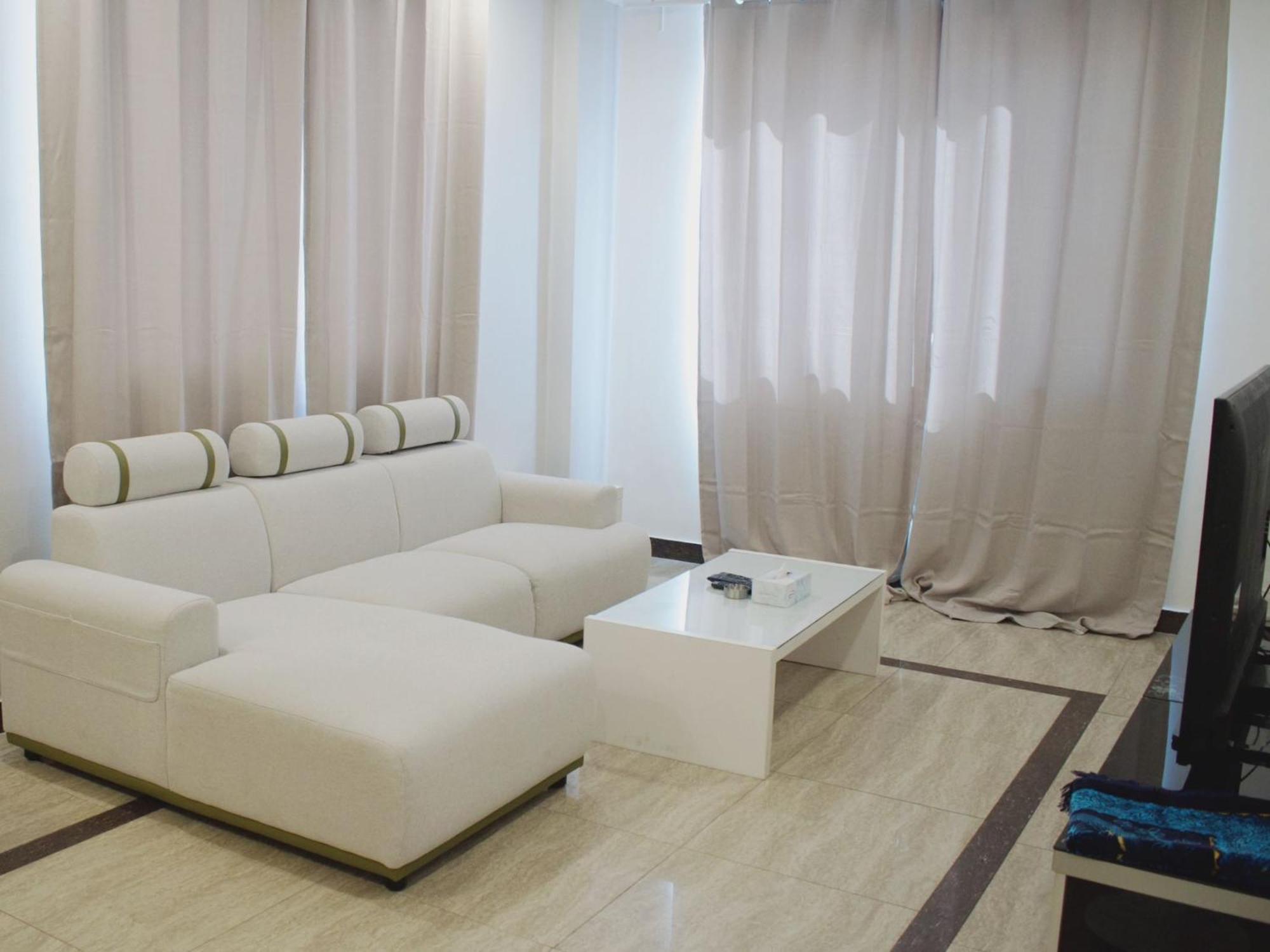 Hotel Leaders Plaza Salmiya Kuwait City Exterior photo